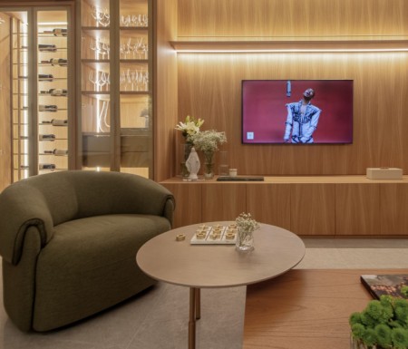Conexão com a natureza em refúgio contemporâneo