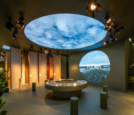 Flora lança na Expo Revestir 2026 produtos inspirados nos Instantes da Floresta 